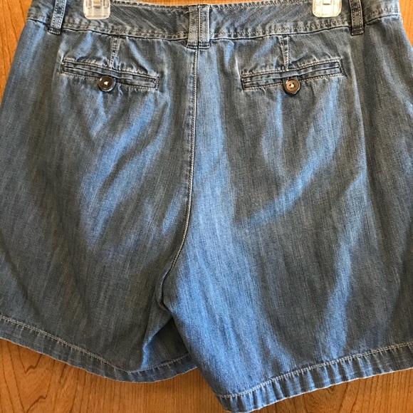 HERITAGE By BASS denim shorts - Picture 2 of 3